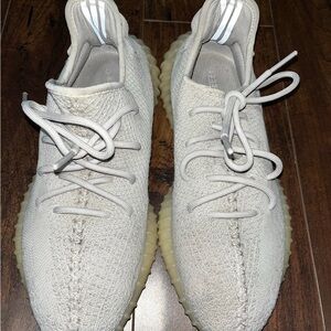 Adidas Yeezy Boost 350 V2 Cream White Sneakers